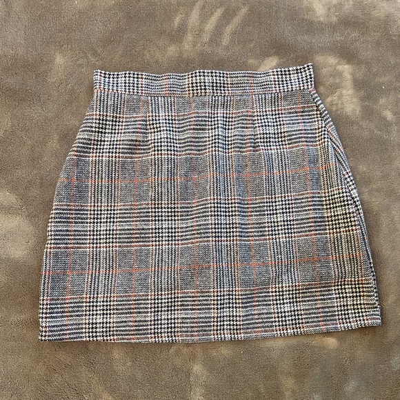 Plaid skirt - Picture 1 of 4